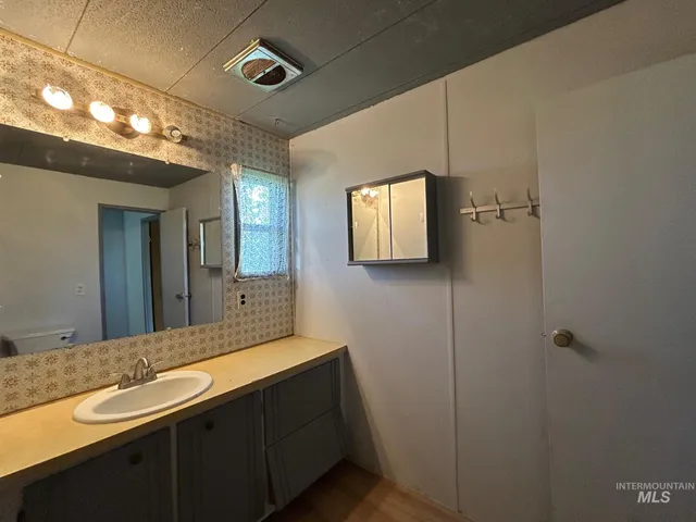 $135,000 | 516 North 1st Avenue, Craigmont, ID 83523