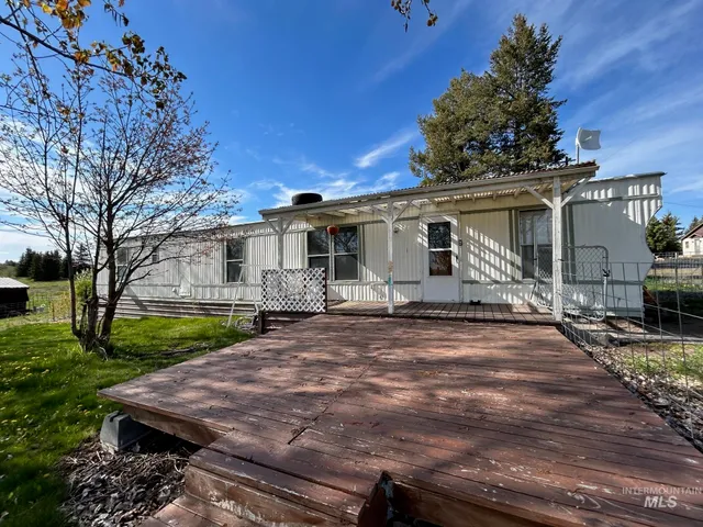 $135,000 | 516 North 1st Avenue, Craigmont, ID 83523