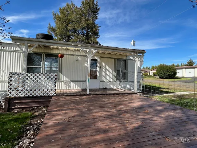 $135,000 | 516 North 1st Avenue, Craigmont, ID 83523