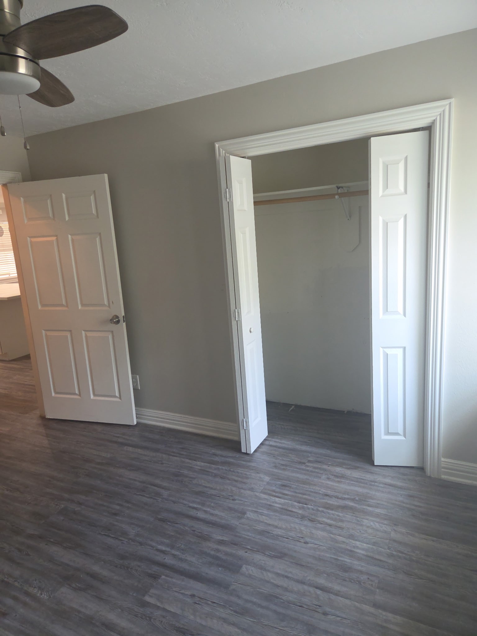 1246 Mitchell Road Houston, TX 77037 - Photo 25 of 39