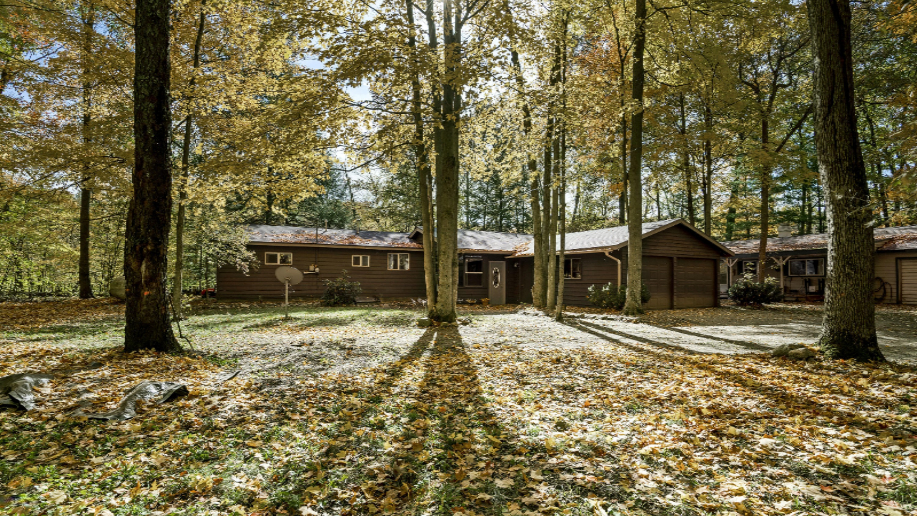 17575 Old Logging Road Hersey, MI 49639 - Photo 2 of 38 DSC00678-r