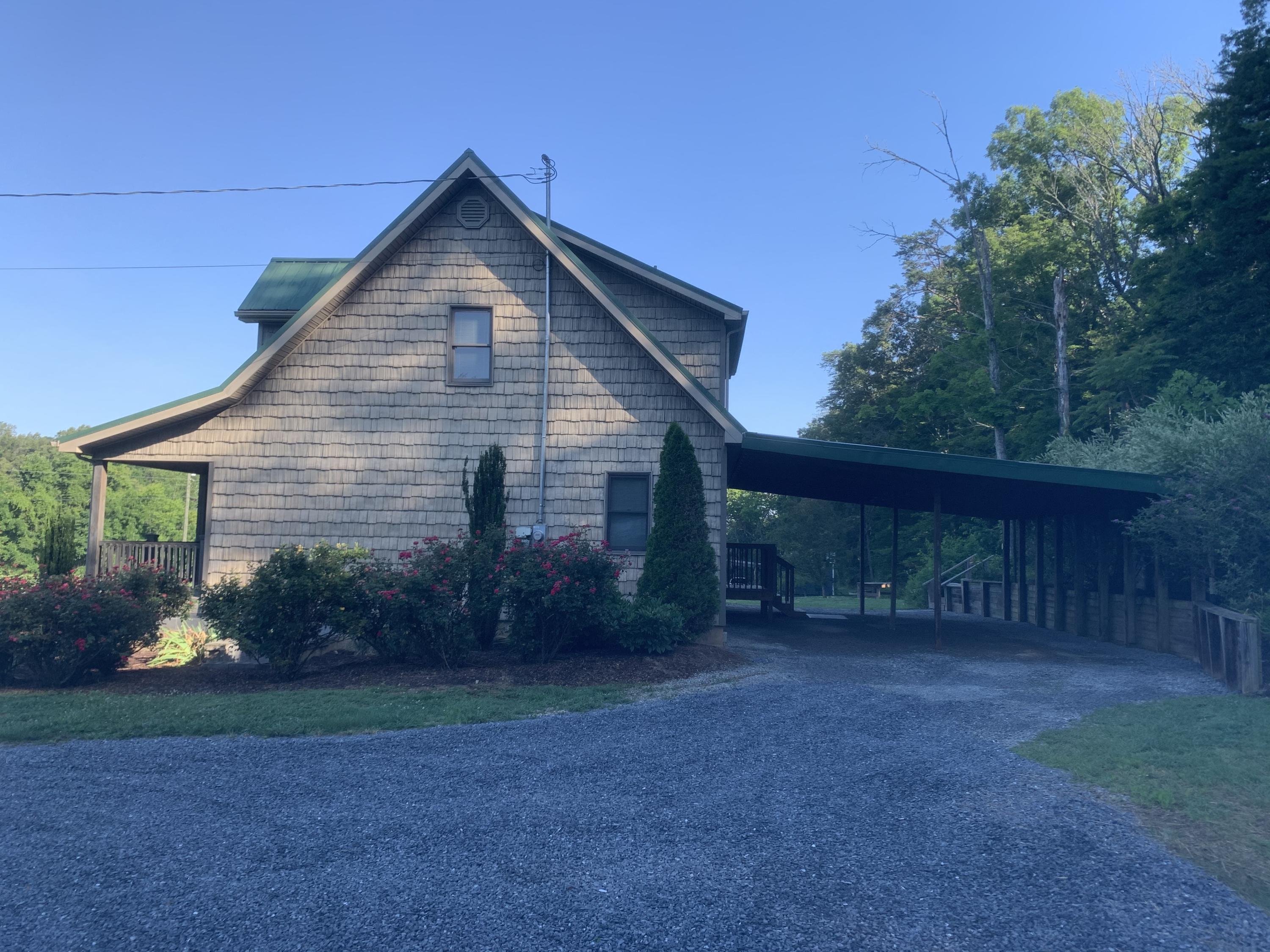 445 Barnette Road Bluff City, TN 37618 - Photo 2 of 18 45388E11-E248-40AE-9F59-390ADE540D99