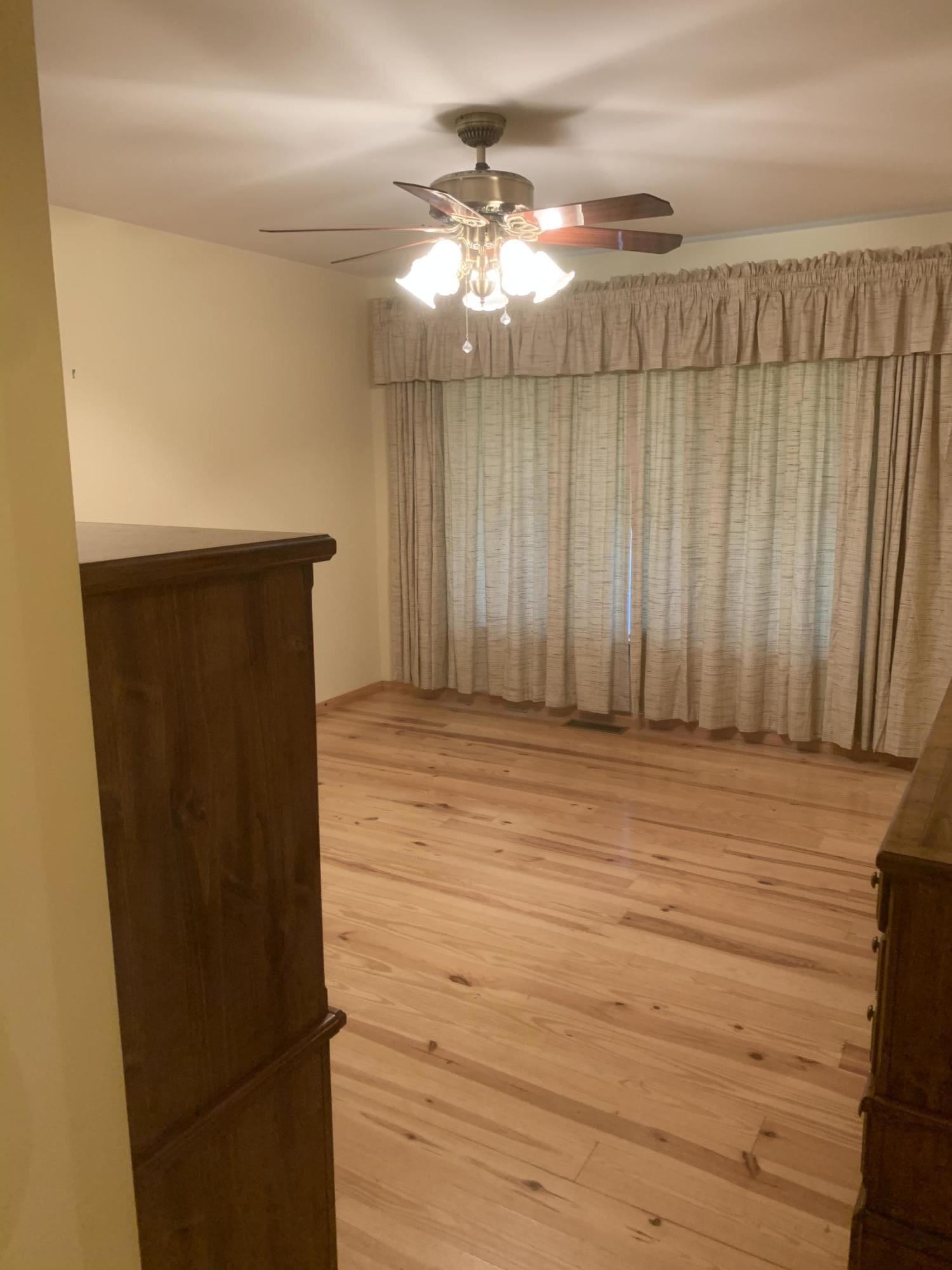 445 Barnette Road Bluff City, TN 37618 - Photo 8 of 18 3A290553-B1FF-4361-972A-DAE718153AEE