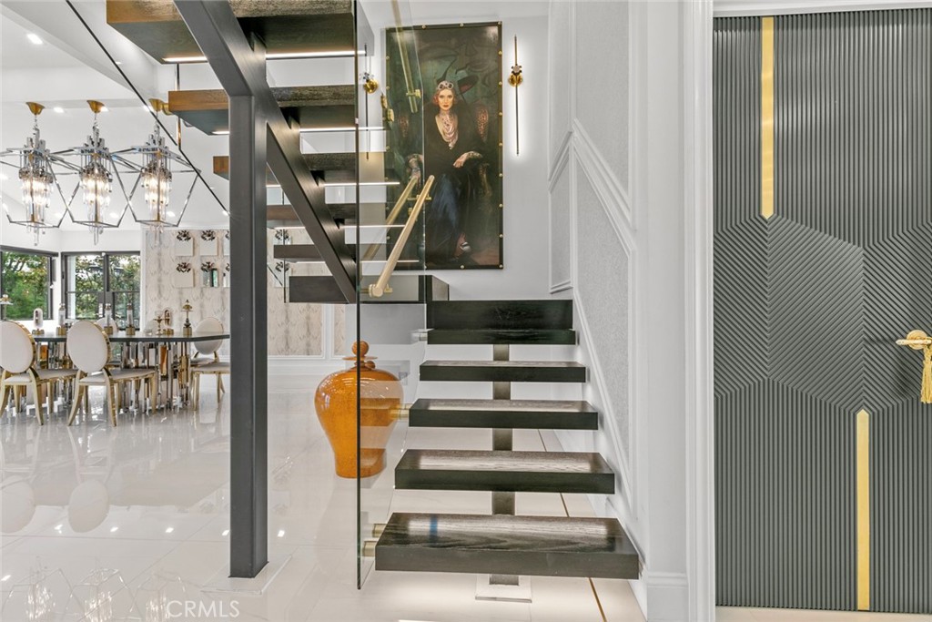 2223 Flintridge Drive Glendale, CA 91206 - Photo 16 of 74