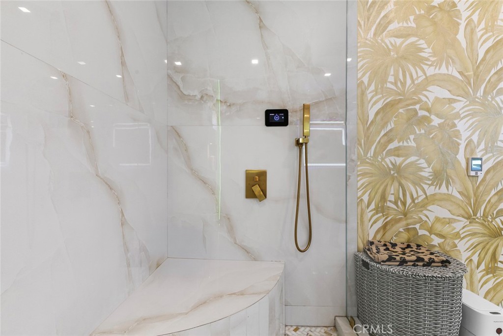 2223 Flintridge Drive Glendale, CA 91206 - Photo 52 of 74