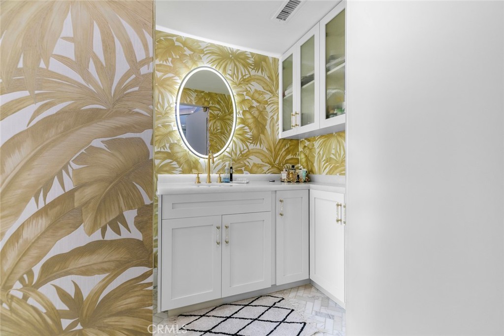 2223 Flintridge Drive Glendale, CA 91206 - Photo 53 of 74