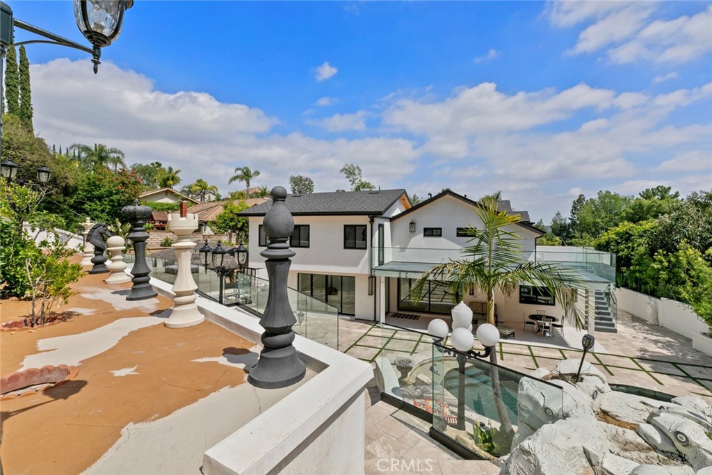 2223 Flintridge Drive Glendale, CA 91206 - Photo 60 of 74