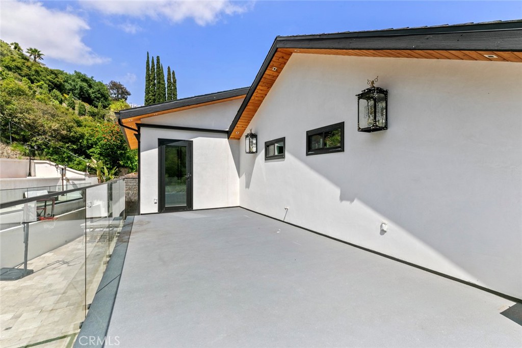 2223 Flintridge Drive Glendale, CA 91206 - Photo 74 of 74