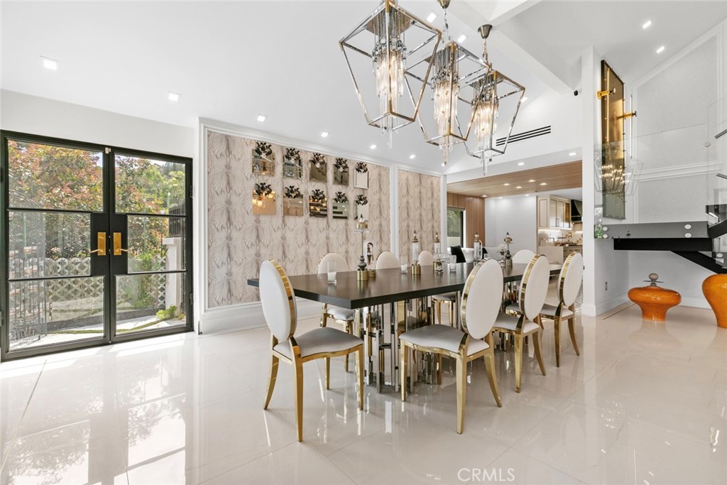 2223 Flintridge Drive Glendale, CA 91206 - Photo 10 of 74