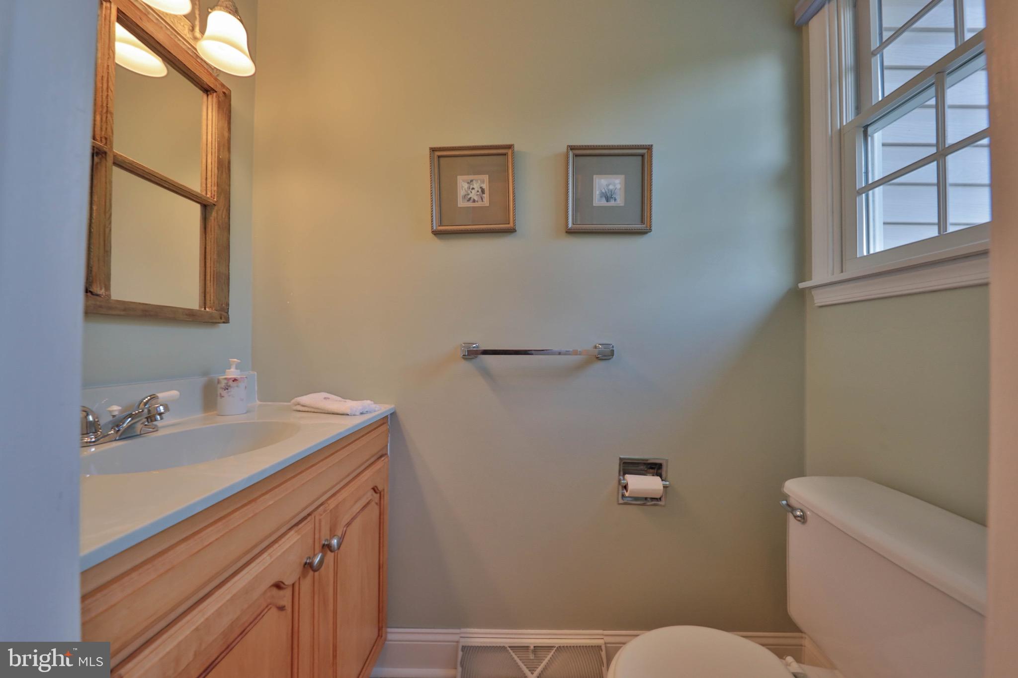 1875 Dartford Road Bethlehem, PA 18015 - Photo 12 of 49 Gallery Image 12