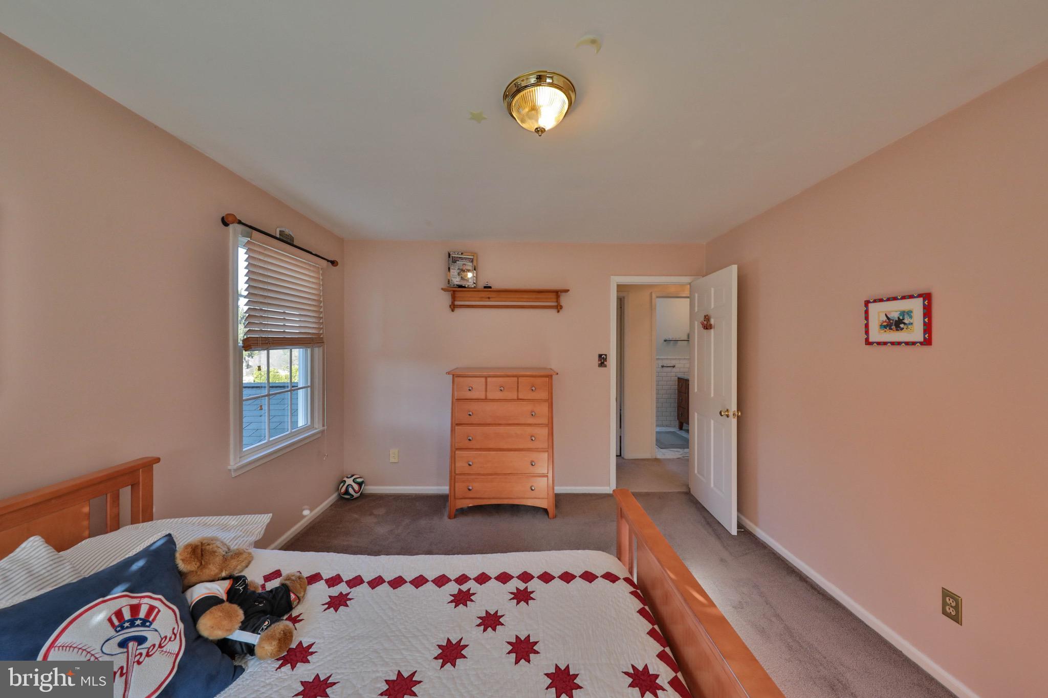 1875 Dartford Road Bethlehem, PA 18015 - Photo 18 of 49 Gallery Image 18