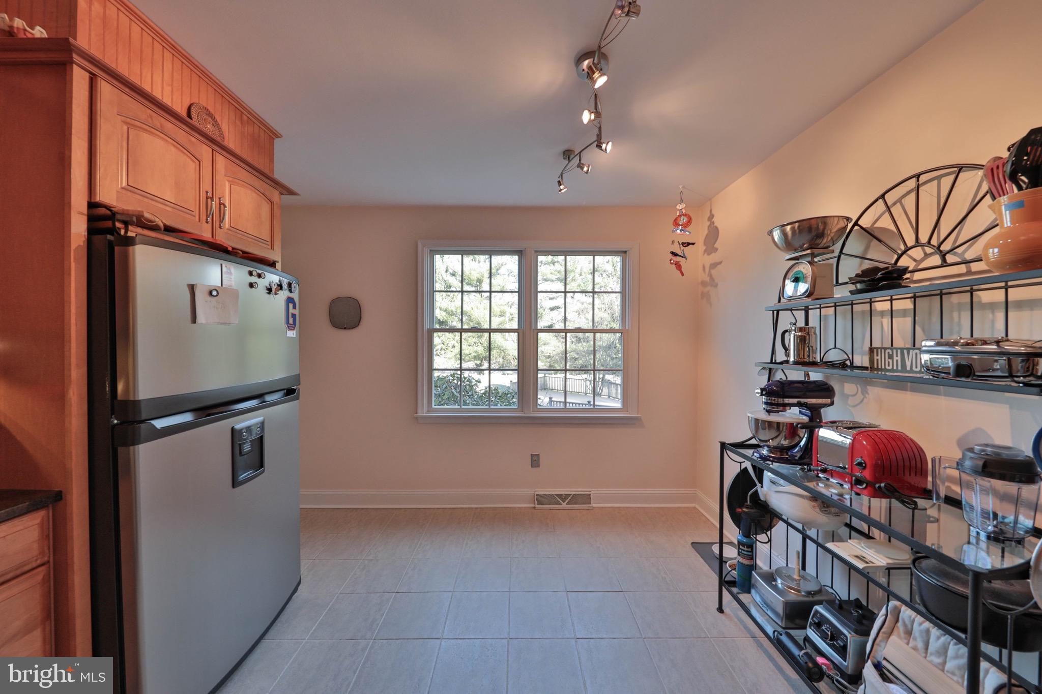 1875 Dartford Road Bethlehem, PA 18015 - Photo 26 of 49 Gallery Image 26