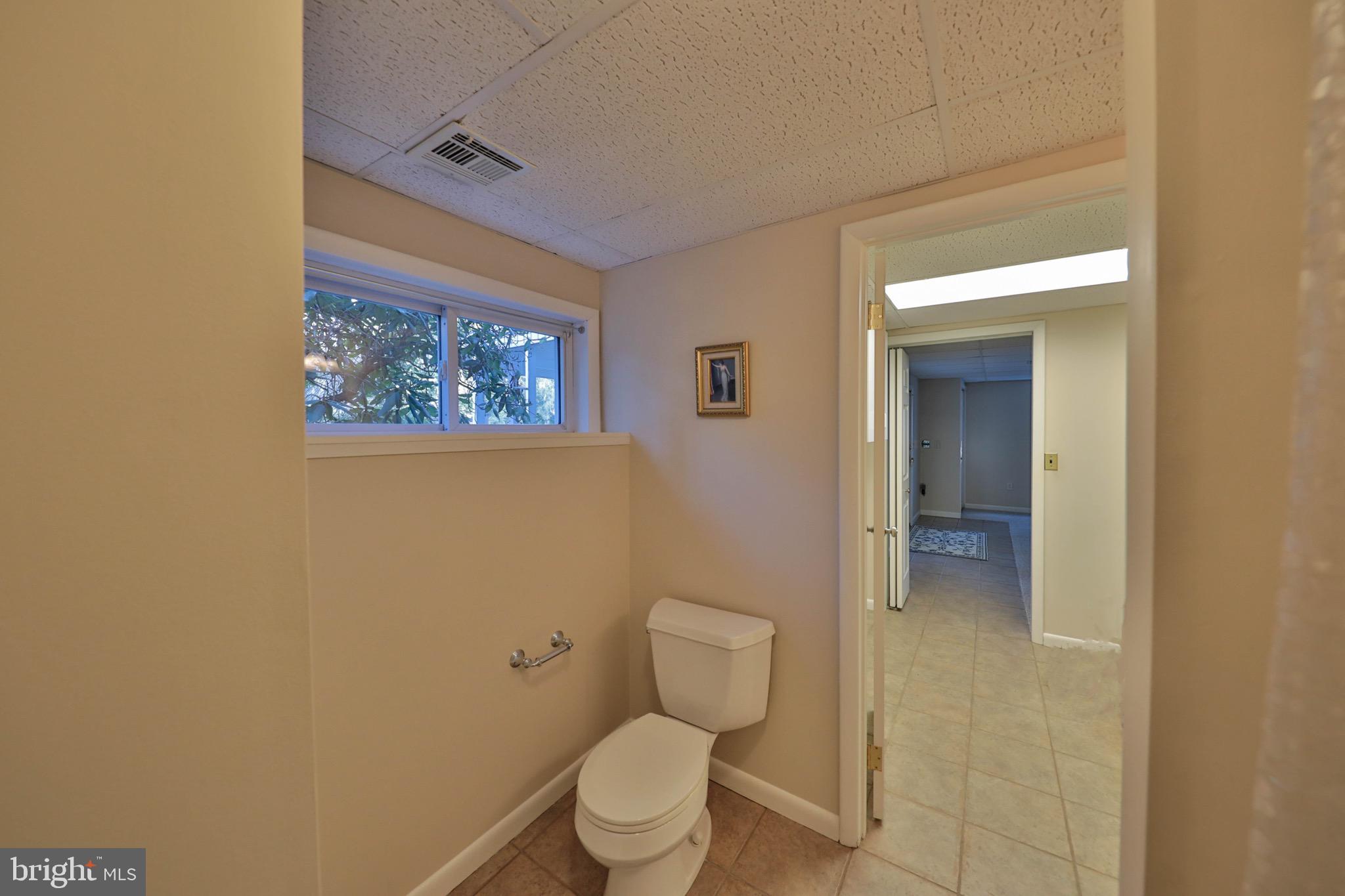 1875 Dartford Road Bethlehem, PA 18015 - Photo 32 of 49 Gallery Image 32