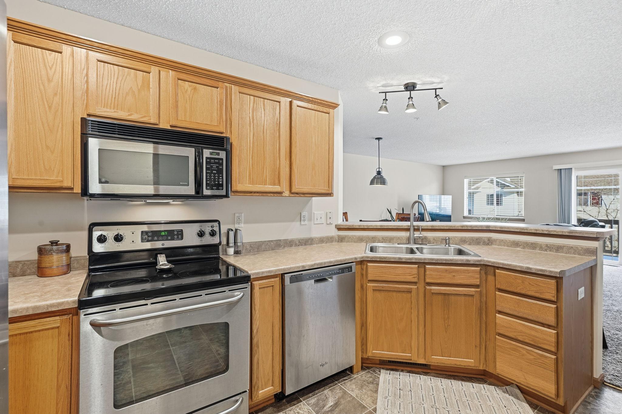 14974 Chestnut Lane Savage, MN 55378 - Photo 7 of 21