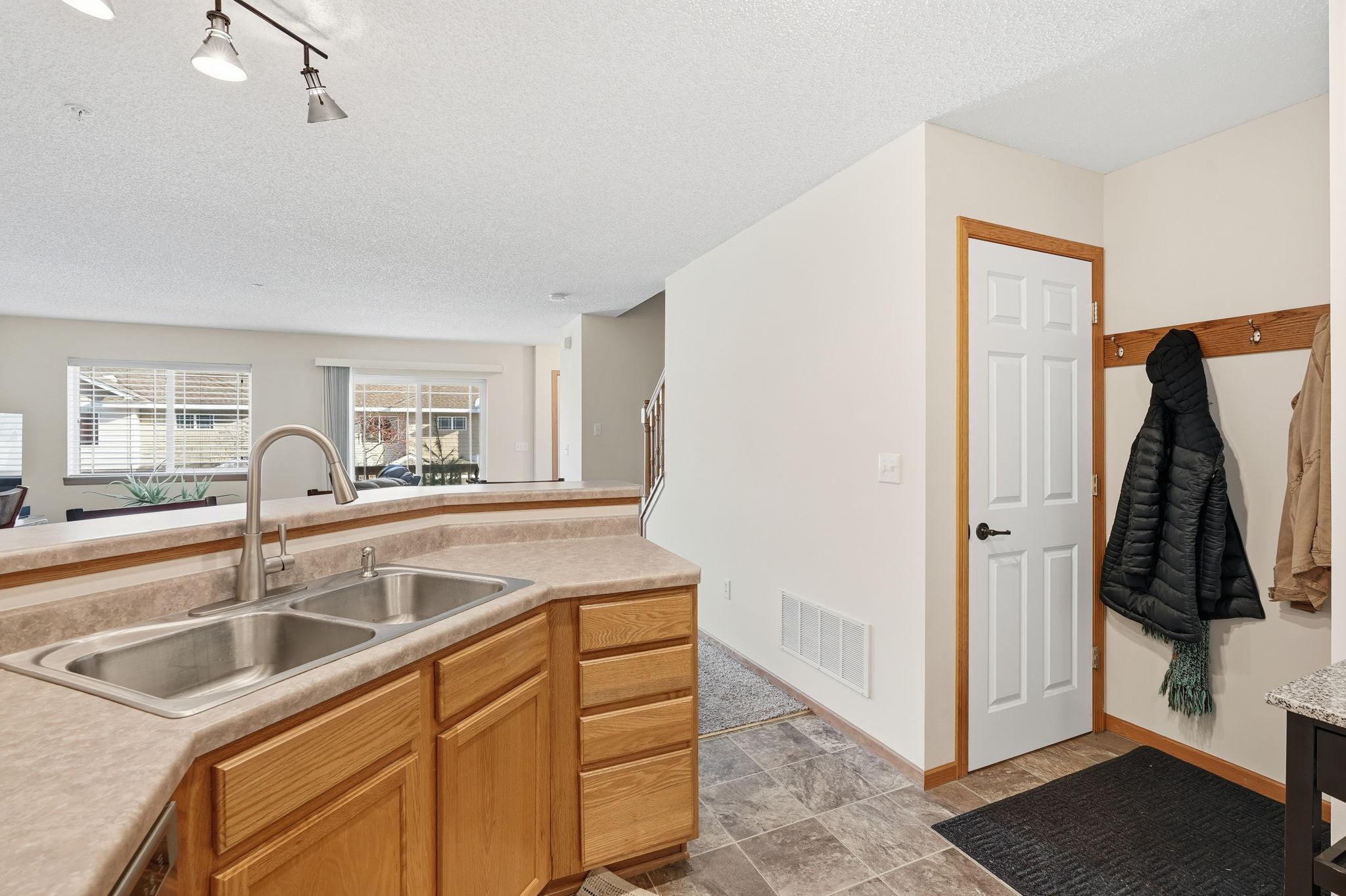 14974 Chestnut Lane Savage, MN 55378 - Photo 8 of 21