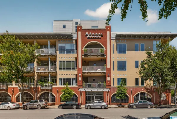 $1,900 | 2222 2nd Avenue North, Unit 207, Birmingham, AL 35203