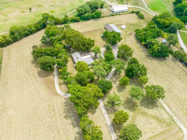 $775,000 | 4004 South Pike Road, Winfield, KS 67156