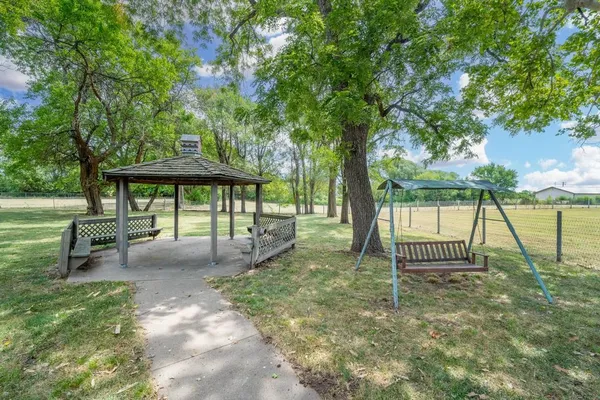 $775,000 | 4004 South Pike Road, Winfield, KS 67156