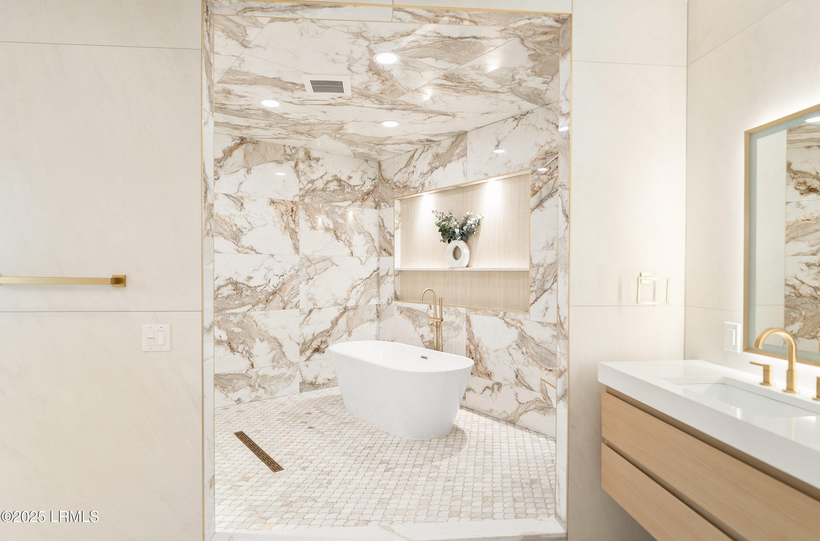 2102 Bay Street Beaufort, SC 29902 - Photo 39 of 91 DSC00320-311.jpg-SMALL