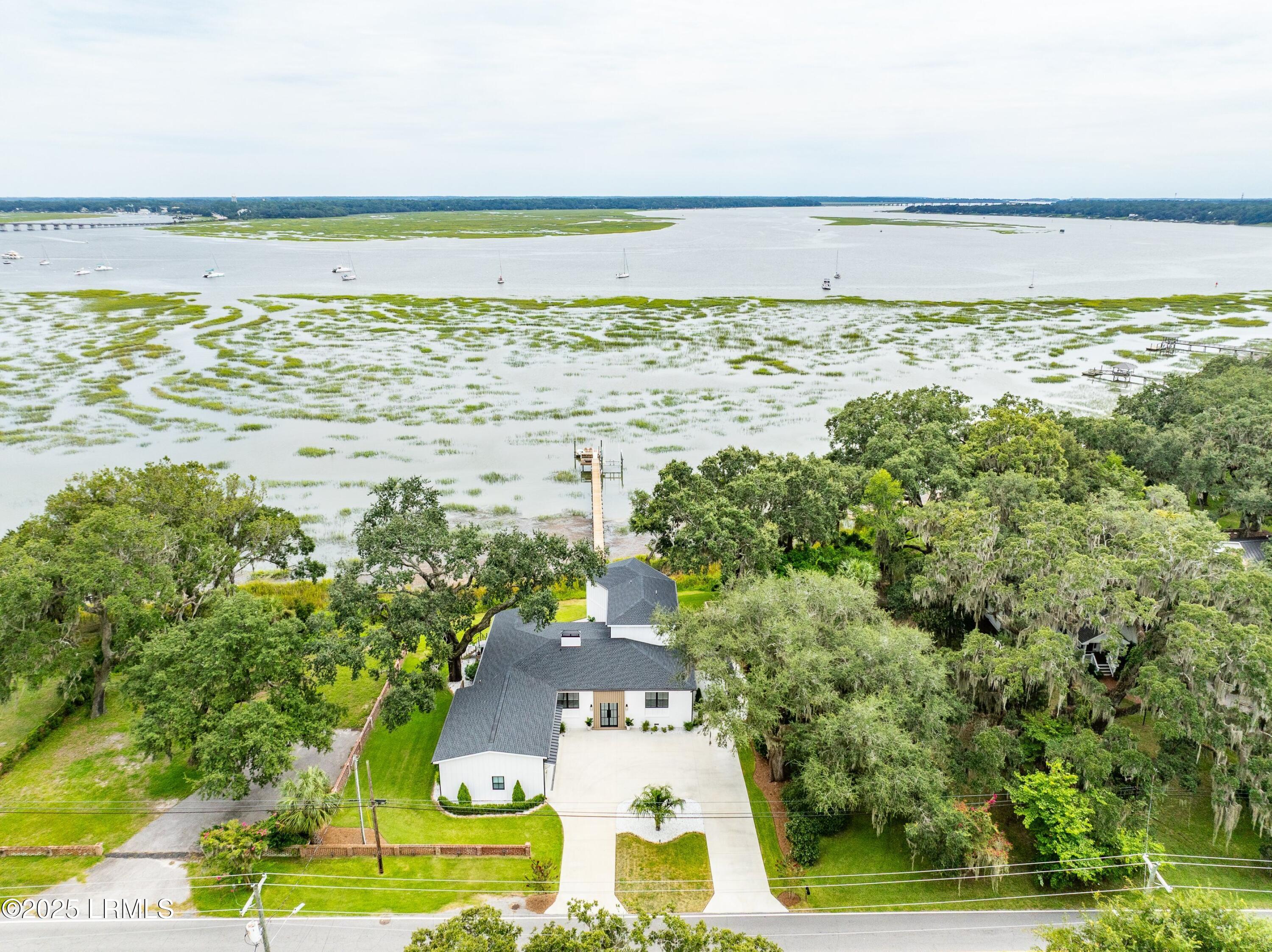 2102 Bay Street Beaufort, SC 29902 - Photo 5 of 91 DJI_0842.jpg-SMALL
