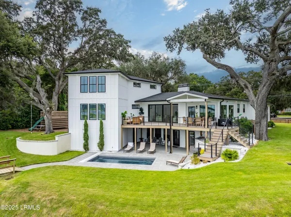 $3,699,000 | 2102 Bay Street, Beaufort, SC 29902