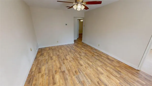 $327,500 | 2413 North Lockhart Street, Sherman, TX 75092