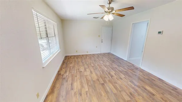 $327,500 | 2413 North Lockhart Street, Sherman, TX 75092