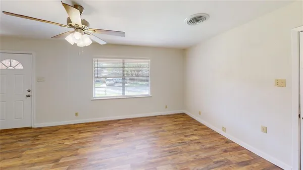 $327,500 | 2413 North Lockhart Street, Sherman, TX 75092