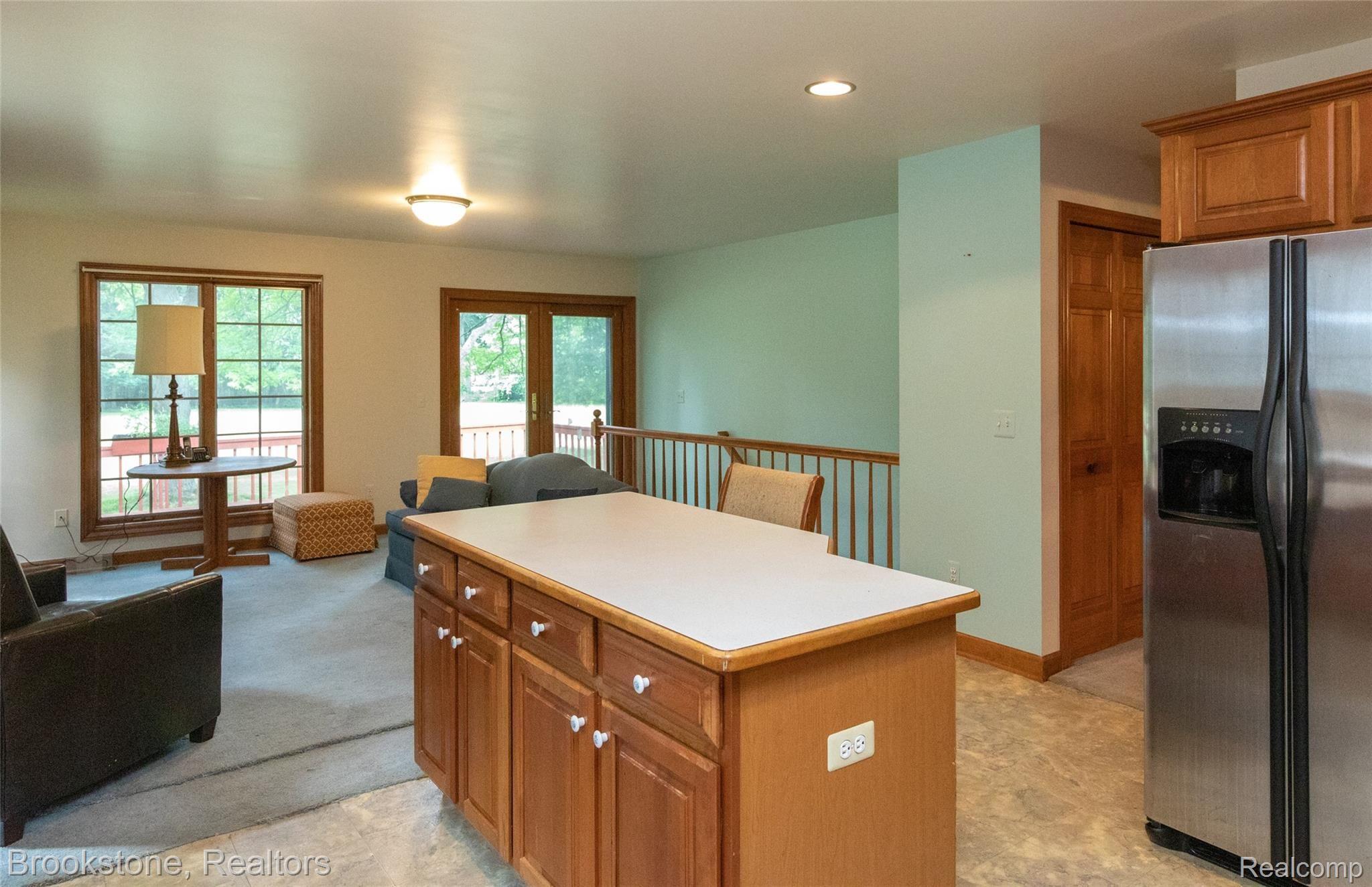 679 West Hamlin Road Rochester, MI 48307 - Photo 35 of 35 Open Floor plan into Family Room