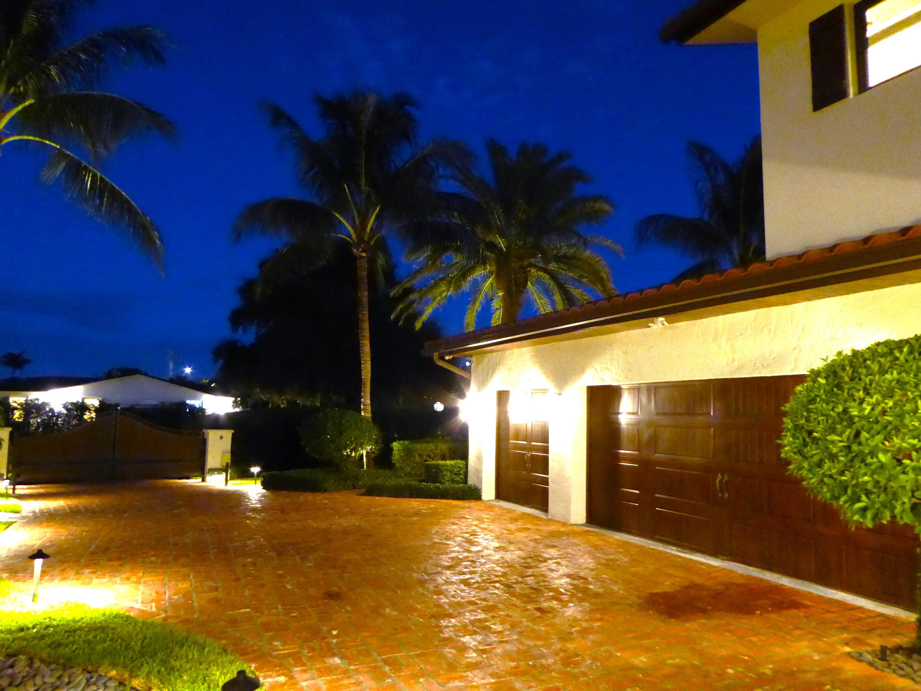 1069 West Palmetto Park Road Boca Raton, FL 33486 - Photo 48 of 54 Front Courtyard Drive