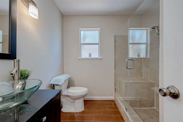 $2,200 | 2022 Highland Hills Drive, Sugar Land, TX 77478