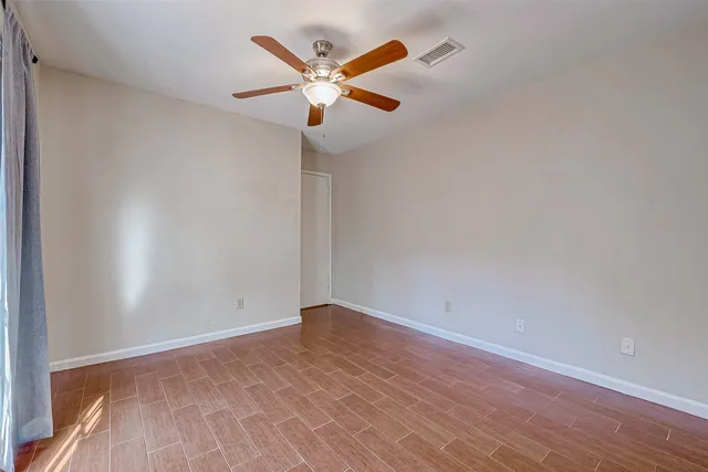$2,200 | 2022 Highland Hills Drive, Sugar Land, TX 77478