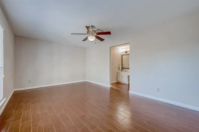 $2,200 | 2022 Highland Hills Drive, Sugar Land, TX 77478