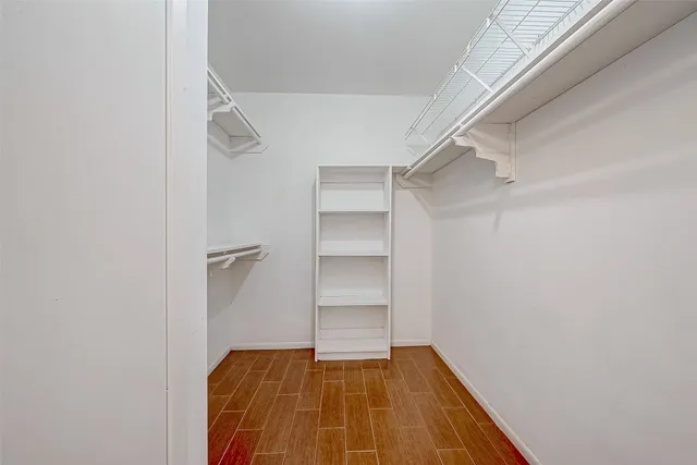 $2,200 | 2022 Highland Hills Drive, Sugar Land, TX 77478