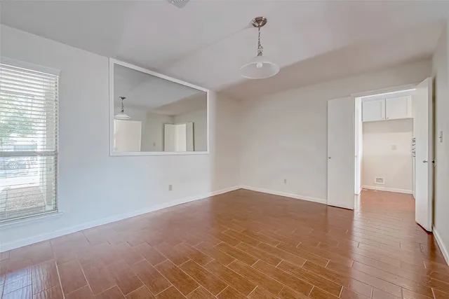 $2,200 | 2022 Highland Hills Drive, Sugar Land, TX 77478