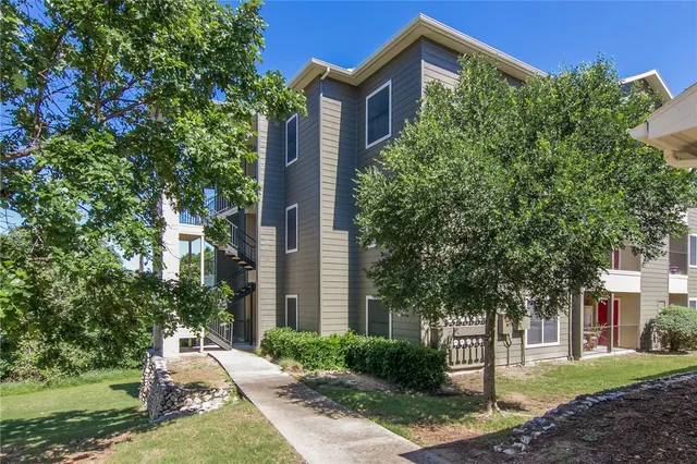 $1,425 | 2320 Gracy Farms Lane, Unit 1131, Austin, TX 78758