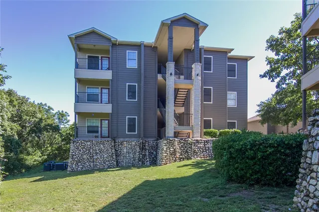 $1,425 | 2320 Gracy Farms Lane, Unit 1131, Austin, TX 78758
