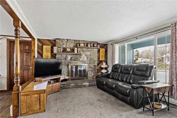 $549,000 | 88 Roseland Terrace, Tiverton, RI 02878