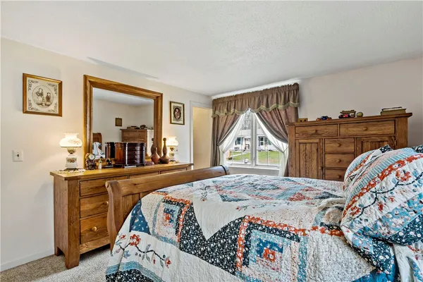 $549,000 | 88 Roseland Terrace, Tiverton, RI 02878