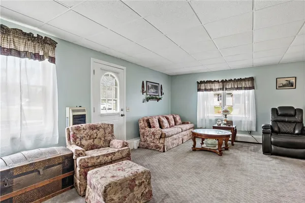 $549,000 | 88 Roseland Terrace, Tiverton, RI 02878