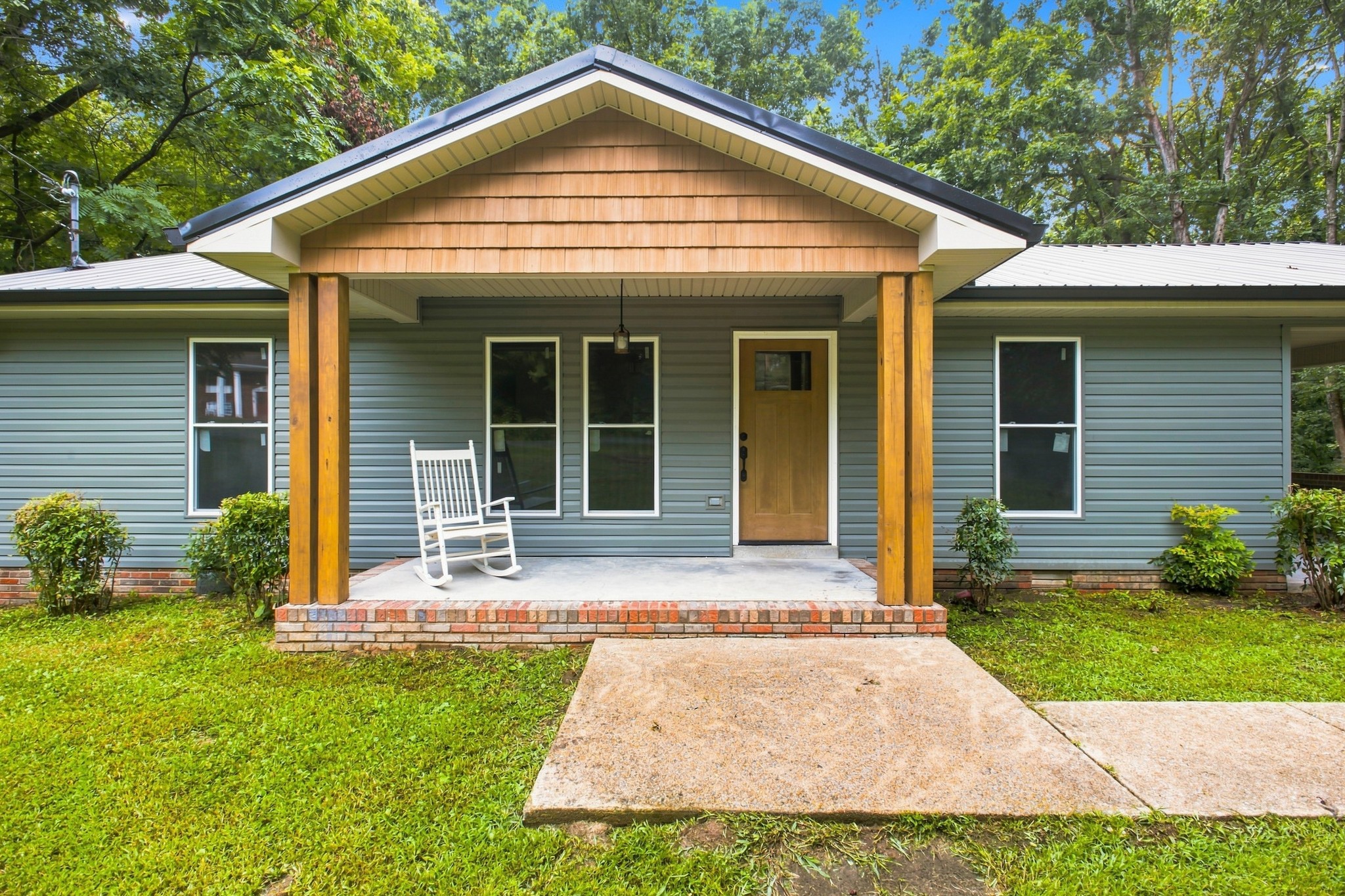 1121 Blake Road Lyles, TN 37098 - Photo 2 of 19 Gallery Image 2