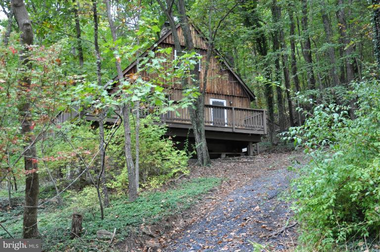 View of Cabin from Driveway