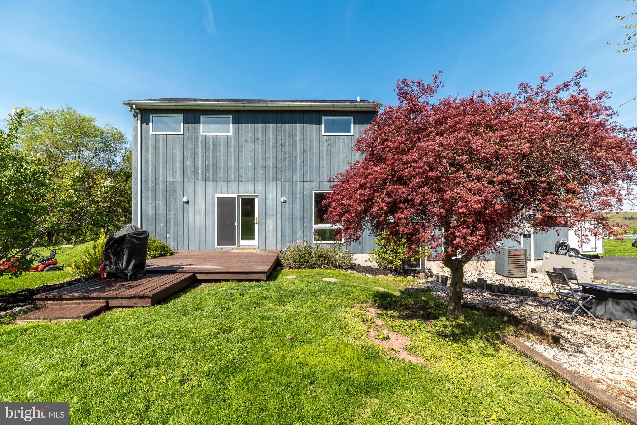 440 Sturgis Road Harleysville, PA 19438 - Photo 11 of 51 Back of home
