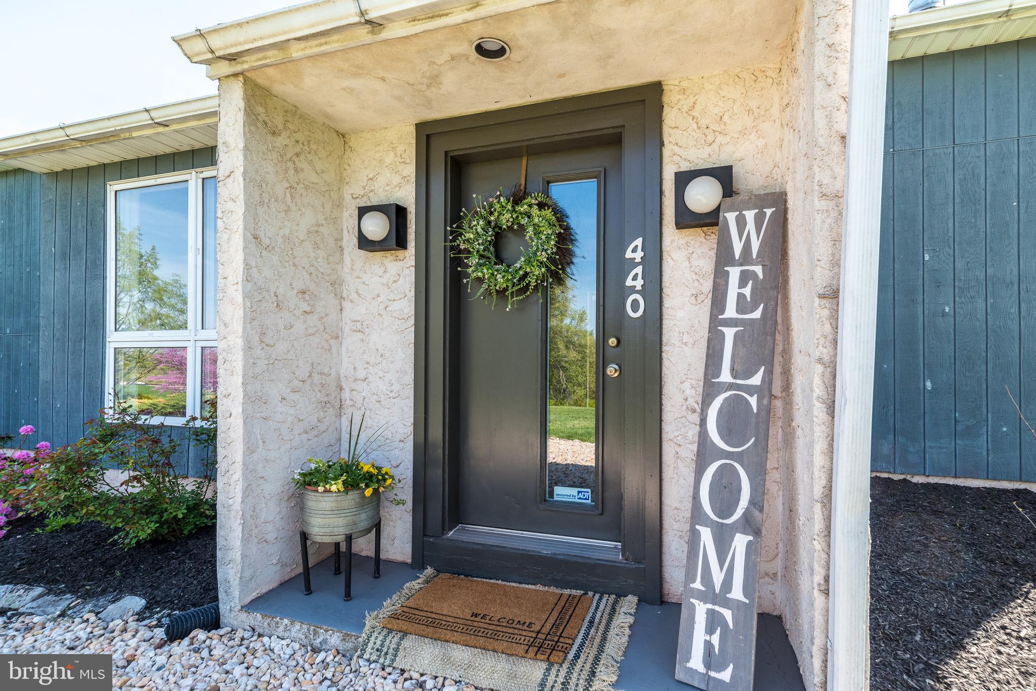 440 Sturgis Road Harleysville, PA 19438 - Photo 6 of 51 Covered front door