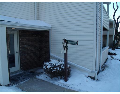 1009 Kenzie Road, Unit 1009 Pittsburgh, PA 15205 - Photo 1 of 10 Exterior Front.
