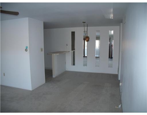 1009 Kenzie Road, Unit 1009 Pittsburgh, PA 15205 - Photo 6 of 10 Dining Room.