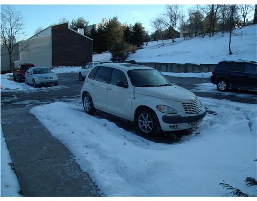 1009 Kenzie Road, Unit 1009 Pittsburgh, PA 15205 - Photo 10 of 10 Parking Lot/Garage.