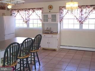 3509 Carey Road Philadelphia, PA 19154 - Photo 3 of 6 Gallery Image 3