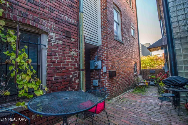 $3,200 | 613 Union Avenue Southwest, Knoxville, TN 37902