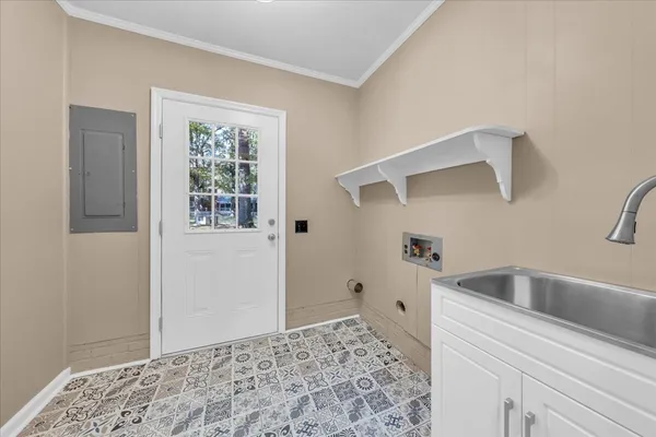 a bathroom with a sink and toilet